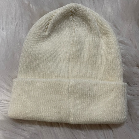 Women’s Adidas Hat NWT - Picture 2 of 4